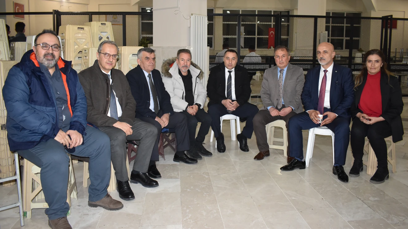 Fen Fakültesinde bin 200 öğrenciye iftar programı 